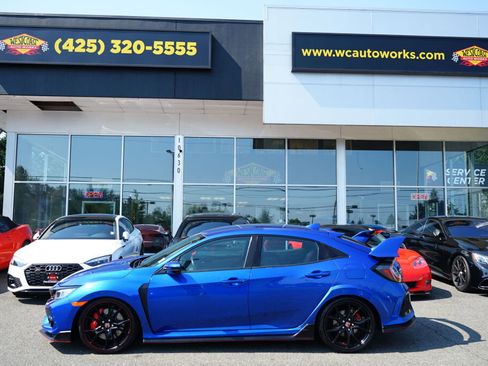 Used 2019 Honda Civic Type R image 2