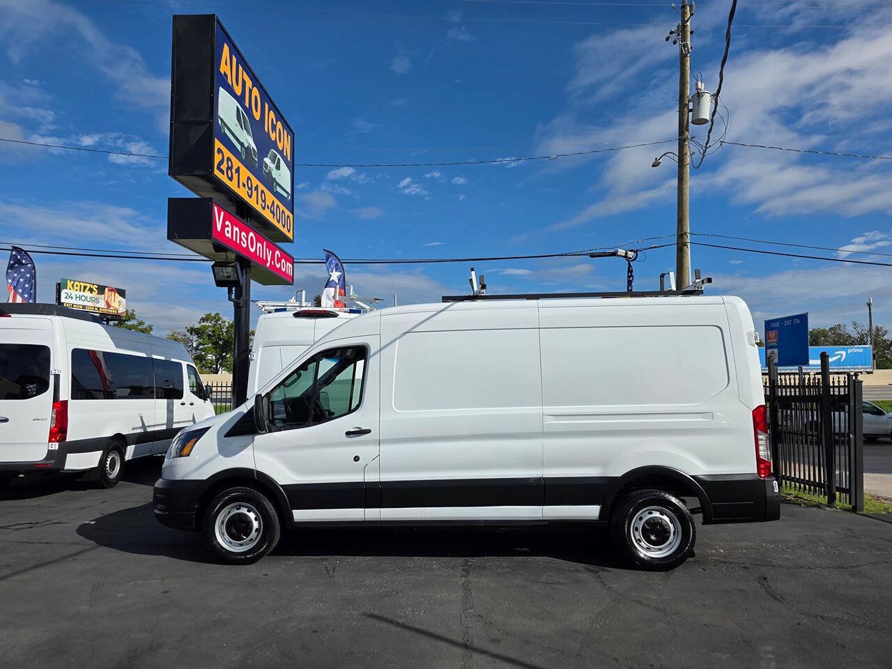 Used 2021 Ford Transit 250 Medium Roof RWD image 4