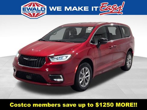 New 2026 Chrysler Pacifica Select AWD/4WD image 13