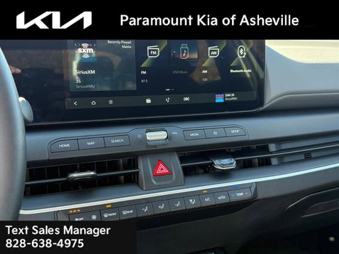 New 2025 Kia K4 LXS image 10