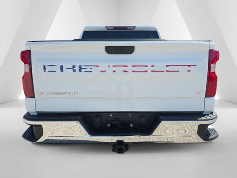 Used 2021 Chevrolet Silverado 1500 LT image 6