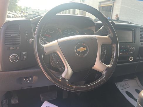 Used 2008 Chevrolet Silverado 2500 LT w/ 1LT Convenience Package AWD/4WD image 14