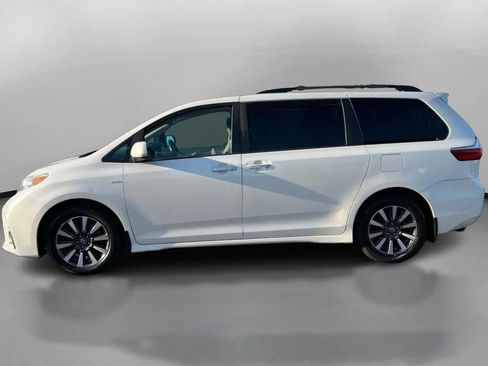 Used 2019 Toyota Sienna XLE Premium AWD/4WD image 15