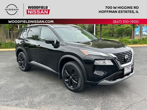 Certified 2021 Nissan Rogue SV w/ Premium Package AWD/4WD image 3