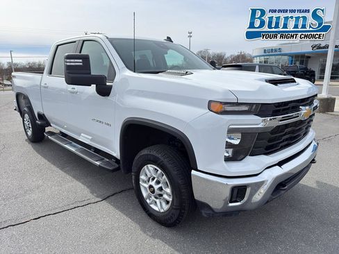 Used 2025 Chevrolet Silverado 2500 LT w/ Convenience Package image 1