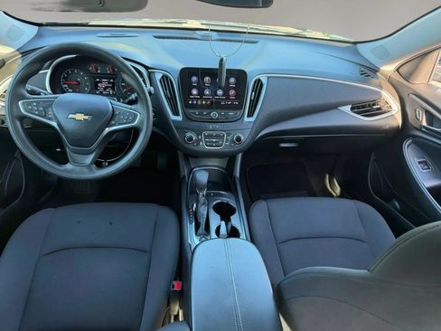 Used 2023 Chevrolet Malibu LT FWD image 27