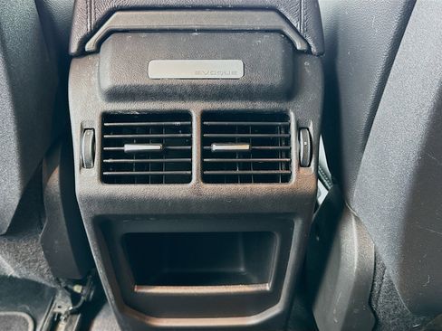 Used 2018 Land Rover Range Rover Evoque image 16