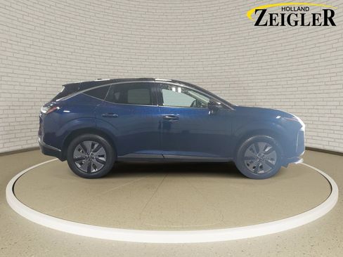 Certified 2025 Nissan Murano SL w/ Cargo Package AWD/4WD image 4