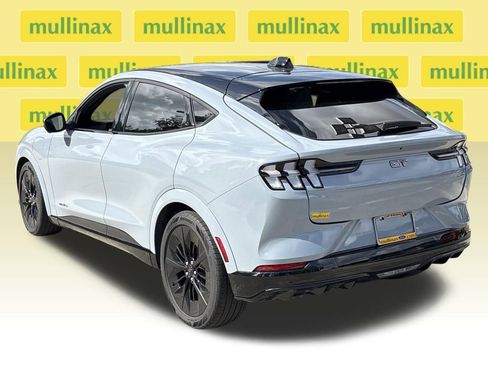 Certified 2025 Ford Mustang Mach-E GT AWD/4WD image 9