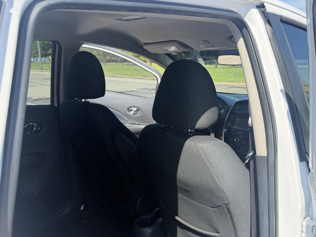 Used 2017 Nissan Versa Note SV FWD image 22