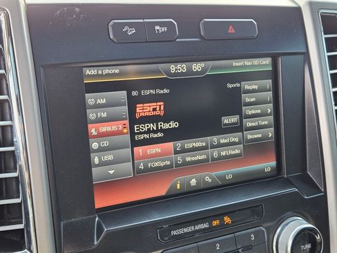 Used 2015 Ford F150 Lariat w/ Equipment Group 502A Luxury AWD/4WD image 23