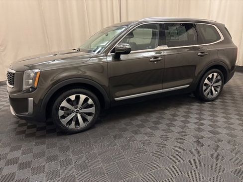 Certified 2022 Kia Telluride EX w/ EX Premium Package image 8