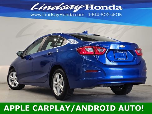 Used 2017 Chevrolet Cruze LT w/ Convenience Package image 4