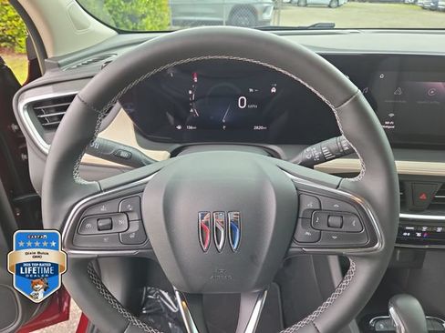 Certified 2024 Buick Encore GX Avenir FWD image 21
