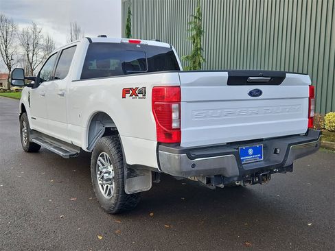 Used 2022 Ford F350 Lariat w/ FX4 Off-Road Package image 4