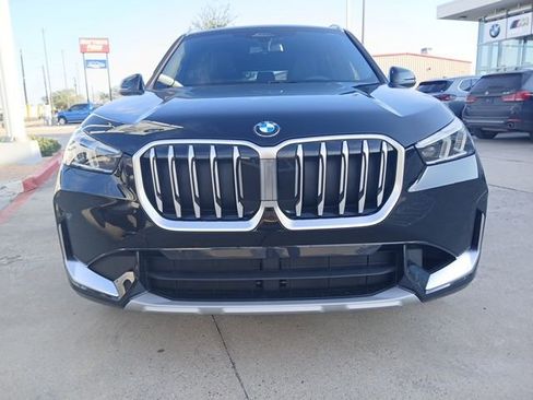 New 2025 BMW X1 xDrive28i w/ Convenience Package image 2