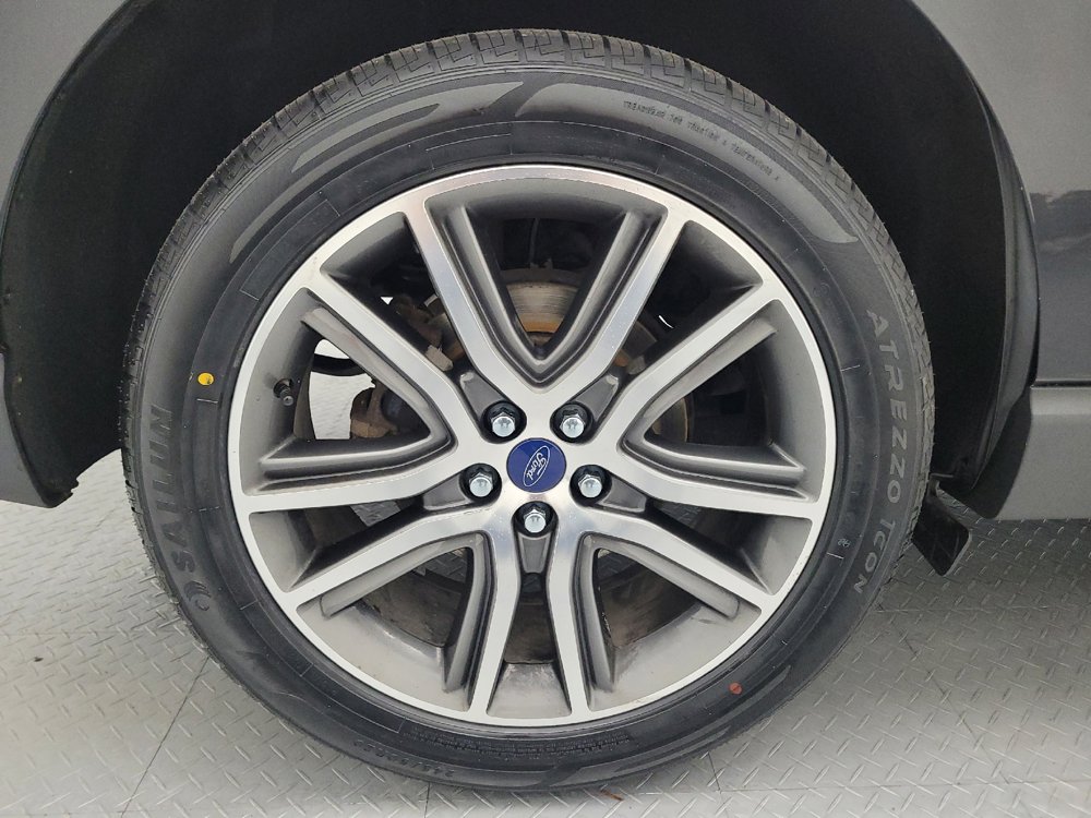Used 2020 Ford Edge Titanium AWD/4WD image 31