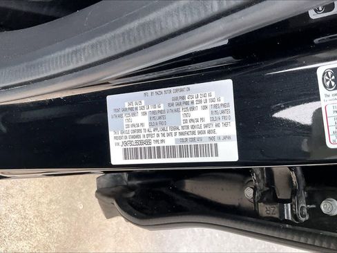 Used 2025 MAZDA CX-5 AWD 2.5 S w/ Preferred Package image 34