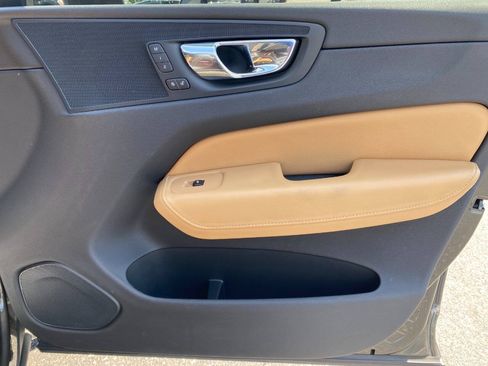 Used 2018 Volvo XC60 T6 Inscription AWD/4WD image 32