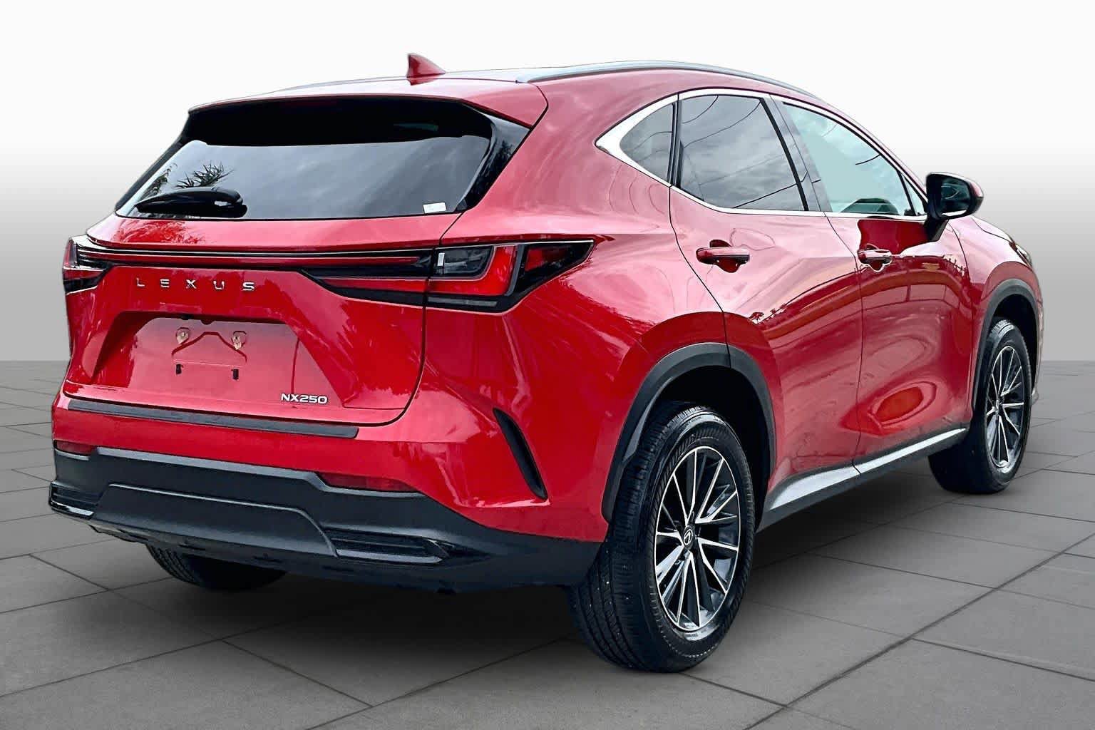 Used 2025 Lexus NX 250 FWD w/ Accessory Package (Z2) image 13
