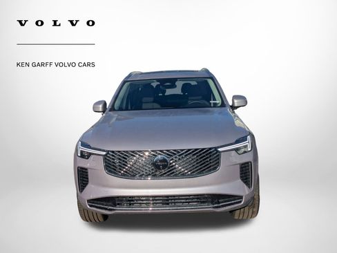 New 2026 Volvo XC90 B5 Plus w/ Protection Package image 9