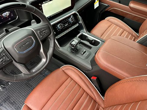 New 2026 GMC Sierra 1500 Denali Ultimate image 8