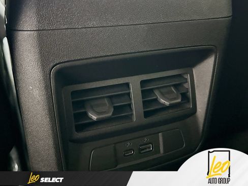Used 2023 Chevrolet Colorado Z71 w/ Z71 Convenience Package 2 AWD/4WD image 29