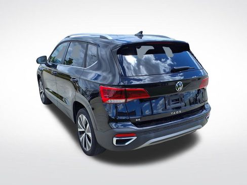 Used 2022 Volkswagen Taos SE FWD image 8