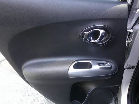 Used 2017 Nissan Juke SV w/ Technology Package FWD image 16
