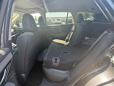 Certified 2025 Subaru Outback Onyx Edition XT image 14