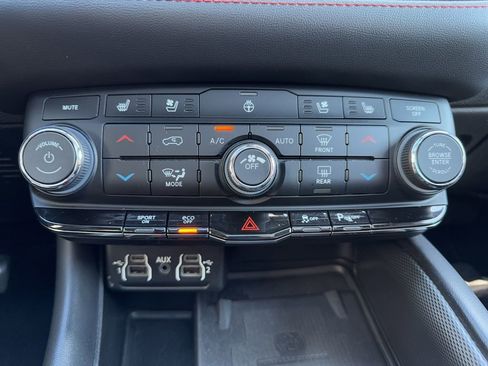 Used 2023 Dodge Durango R/T AWD/4WD image 32