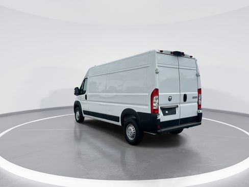 Used 2026 RAM ProMaster 2500 w/ Convenience Group FWD image 7