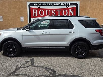 Used 2018 Ford Explorer XLT w/ Equipment Group 201A
