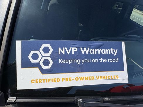 Used 2017 Toyota Tacoma TRD Sport w/ Tow Package image 24