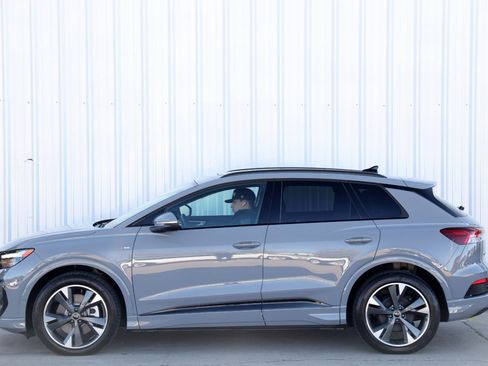 Used 2024 Audi Q4 e-tron Premium Plus w/ Premium Plus image 9