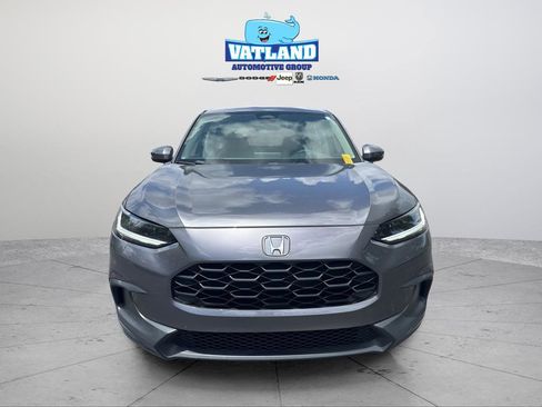 Used 2023 Honda HR-V LX image 9