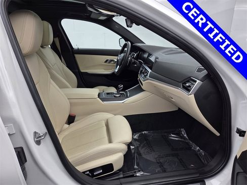 Used 2022 BMW 330i Sedan w/ Driving Assistance Package image 12