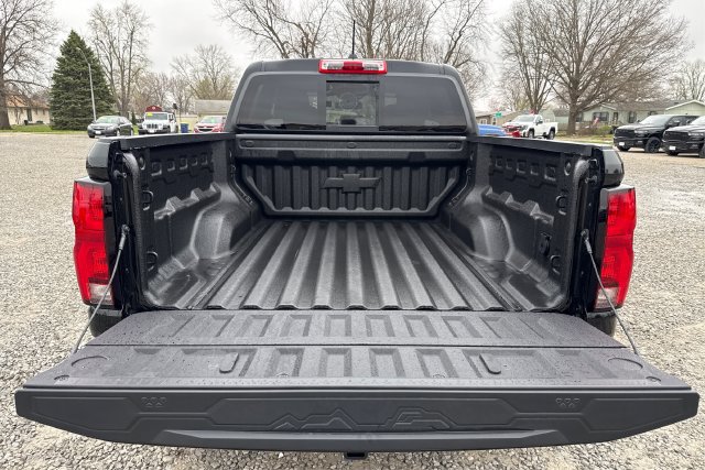 New 2026 Chevrolet Colorado ZR2 w/ Technology Package AWD/4WD image 12