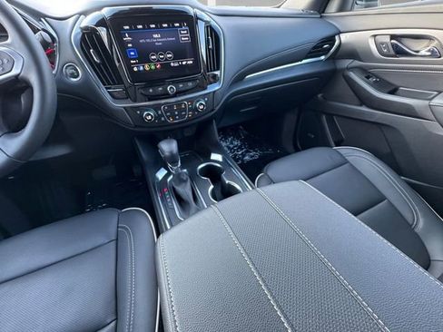 Used 2022 Chevrolet Traverse Premier w/ Redline Edition image 3