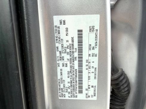 Used 2015 Ford F150 Platinum w/ Equipment Group 701A Luxury AWD/4WD image 31