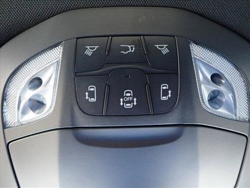 New 2026 Chrysler Pacifica Select image 27