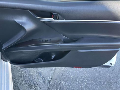 Used 2024 Toyota Camry SE image 44