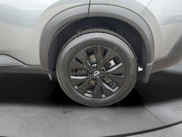 Used 2023 Nissan Rogue SV w/ SV Premium B Package AWD/4WD image 32