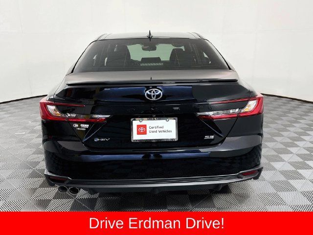 Used 2026 Toyota Camry SE FWD image 22