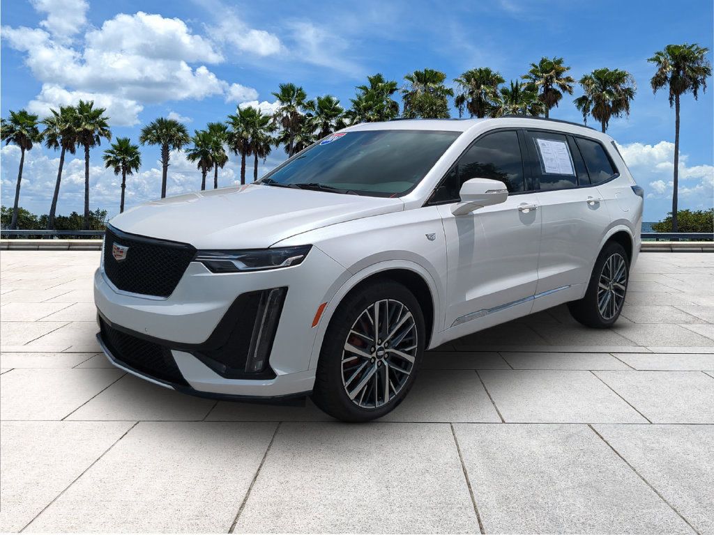 Used 2024 Cadillac XT6 Sport AWD/4WD image 3