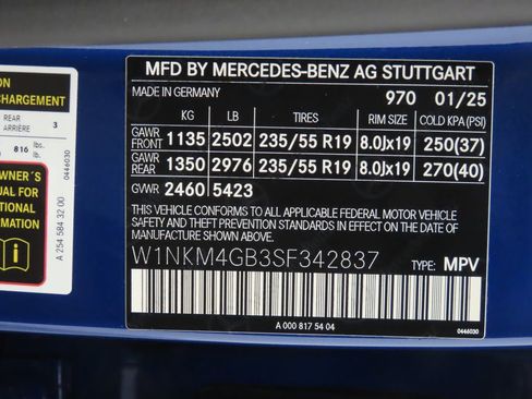 Certified 2025 Mercedes-Benz GLC 300 image 33