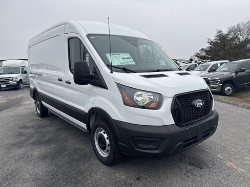 New 2026 Ford Transit 250 148 Medium Roof image 4