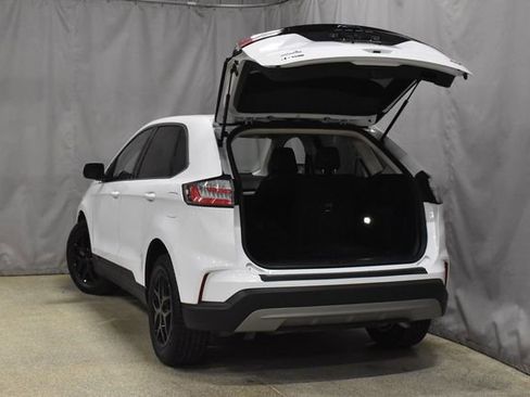 Used 2024 Ford Edge SEL image 29