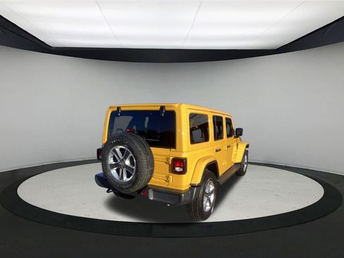 Used 2020 Jeep Wrangler Unlimited Sahara w/ Uconnect 4C Nav & Sound Group image 8