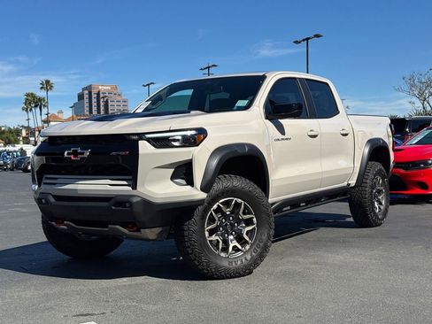 New 2026 Chevrolet Colorado ZR2 w/ Technology Package image 2
